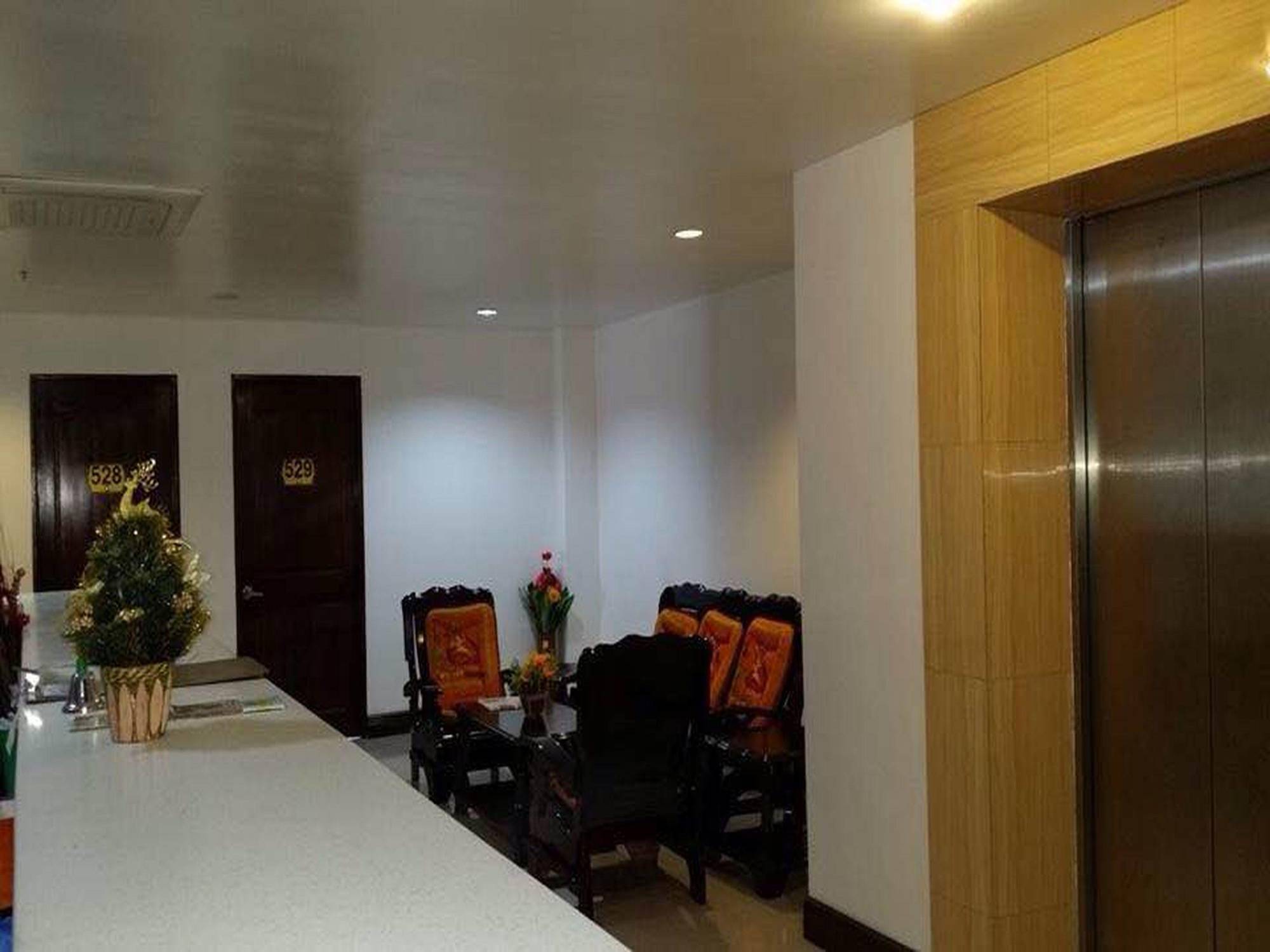 Reddoorz Plus Near Vigan City Commercial Center Zewnętrze zdjęcie