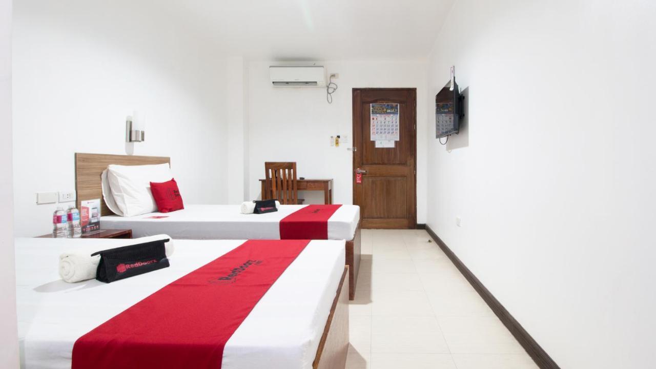 Reddoorz Plus Near Vigan City Commercial Center Zewnętrze zdjęcie