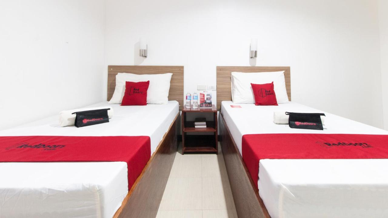 Reddoorz Plus Near Vigan City Commercial Center Zewnętrze zdjęcie